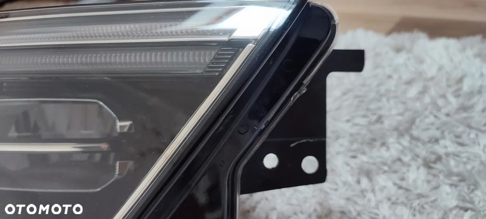 Lampa reflektor LED Ford Explorer VI 2022 - 7