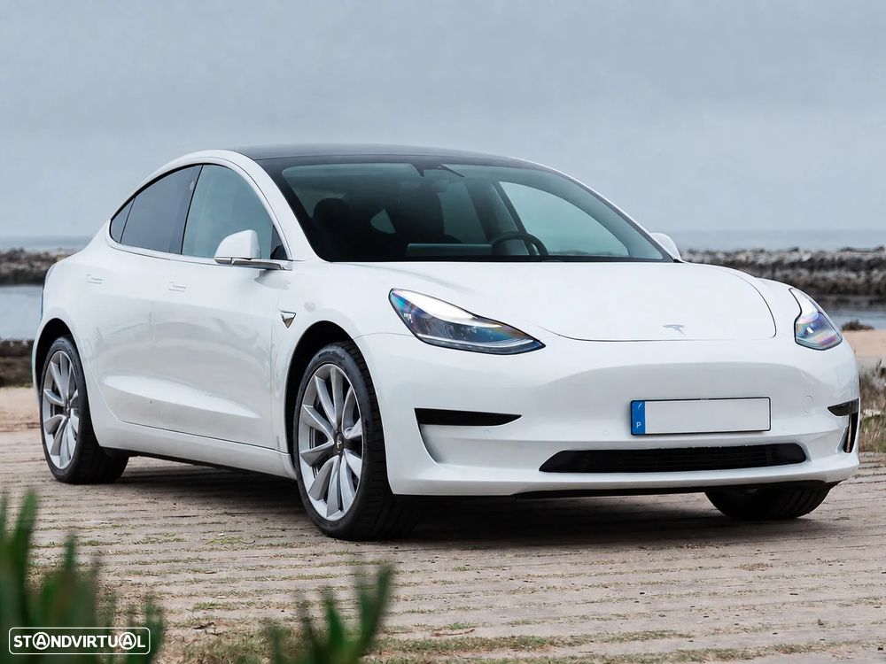 Tesla Model 3 Standard Range Plus RWD - 1
