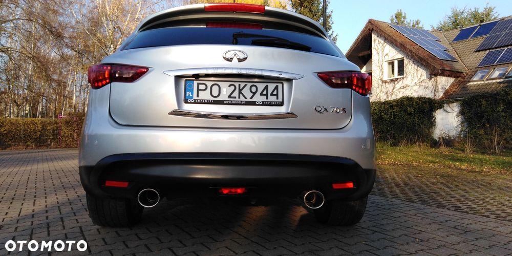 Infiniti QX70 3.0d S Premium - 9