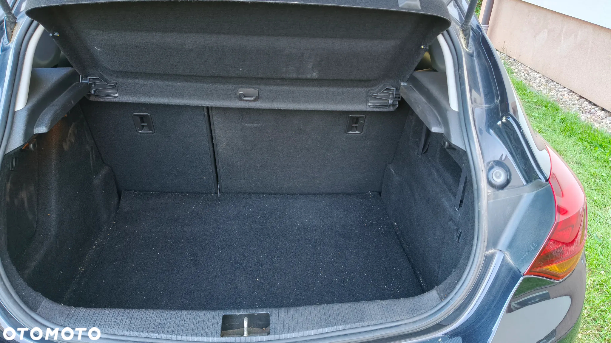 Opel Astra IV 2.0 CDTI Cosmo - 9