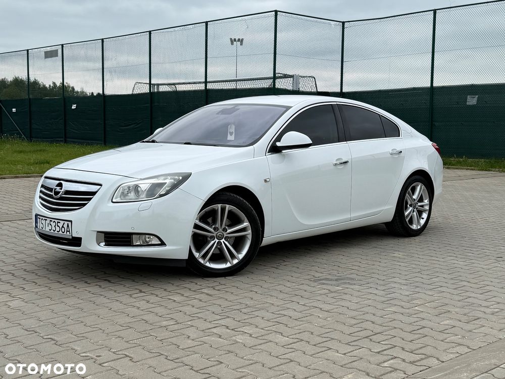 Opel Insignia - 1