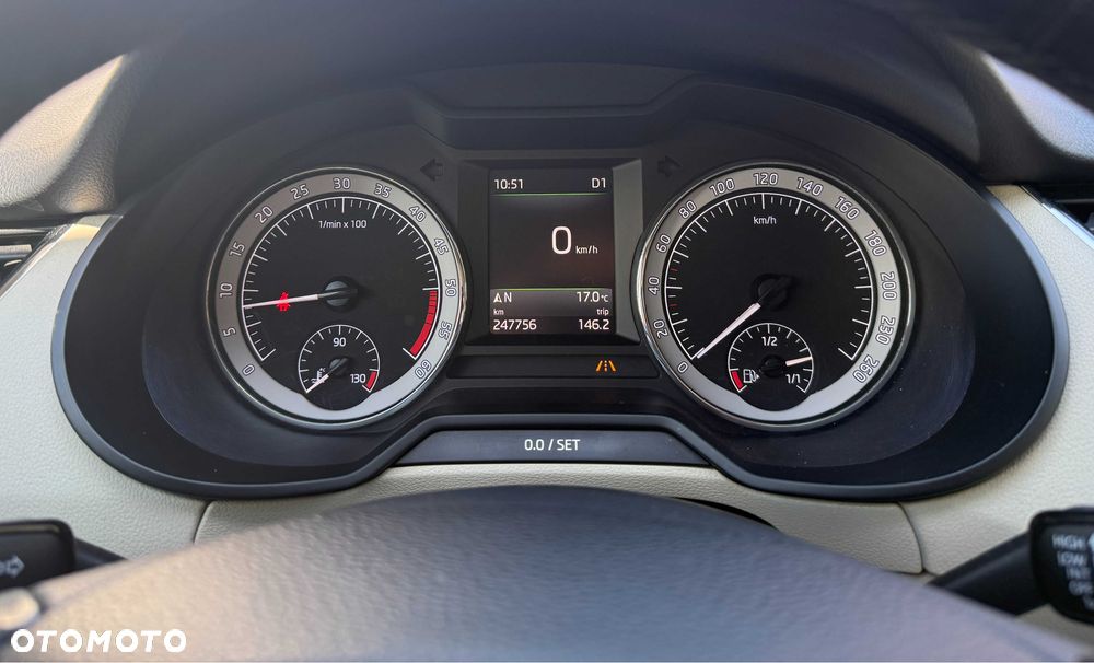 Skoda Octavia - 8