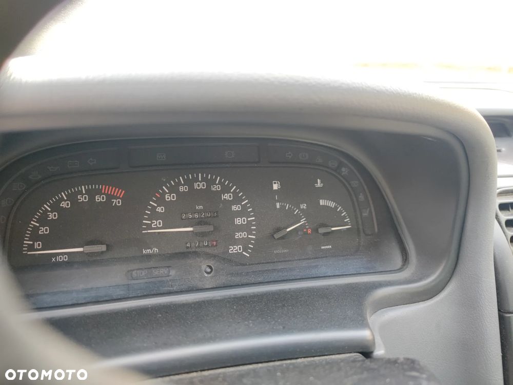 Renault Laguna 1.8 RN - 7