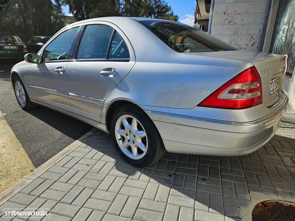 Mercedes-Benz C 180 K Elegance - 4
