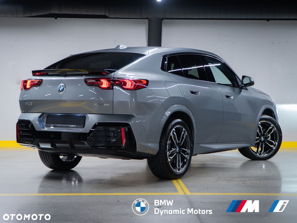 BMW iX2 eDrive20 - 4