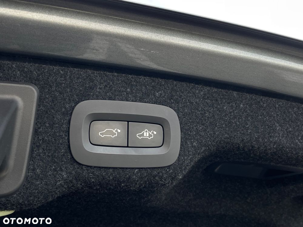 Volvo S90 T6 AWD Geartronic Inscription - 28