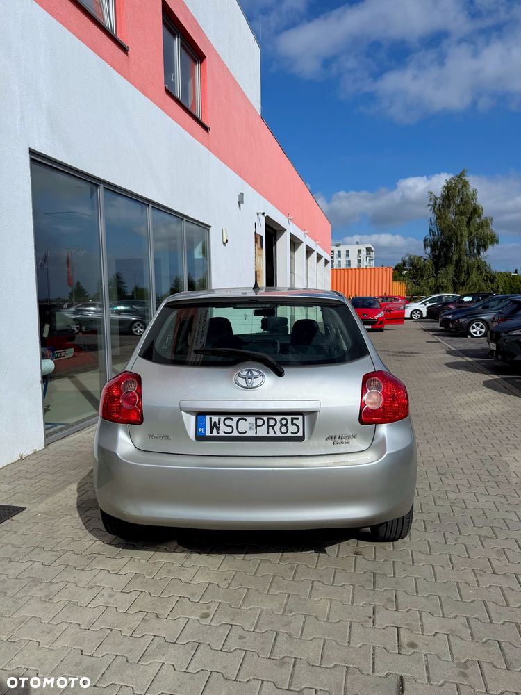 Toyota Auris 2.0 D-4D Luna - 5