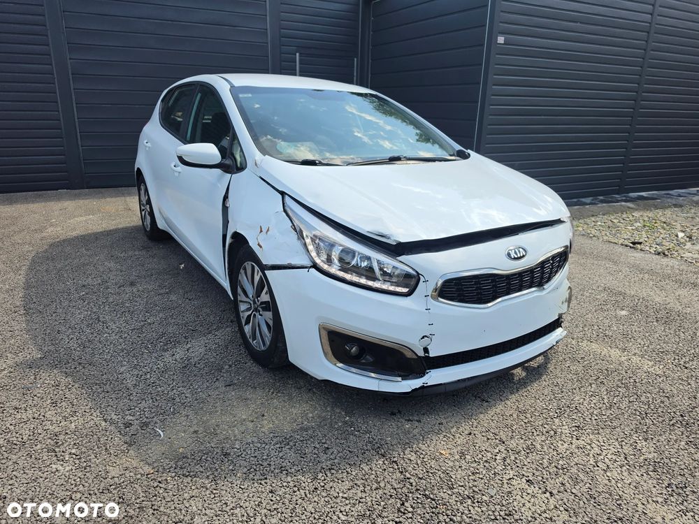 Kia Ceed 1.0 T-GDI ISG Platinum Edition - 2