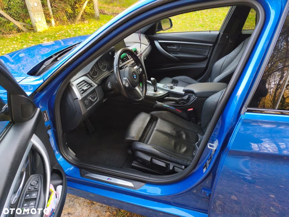 BMW Seria 3 320d Touring Edition M Sport Shadow - 14