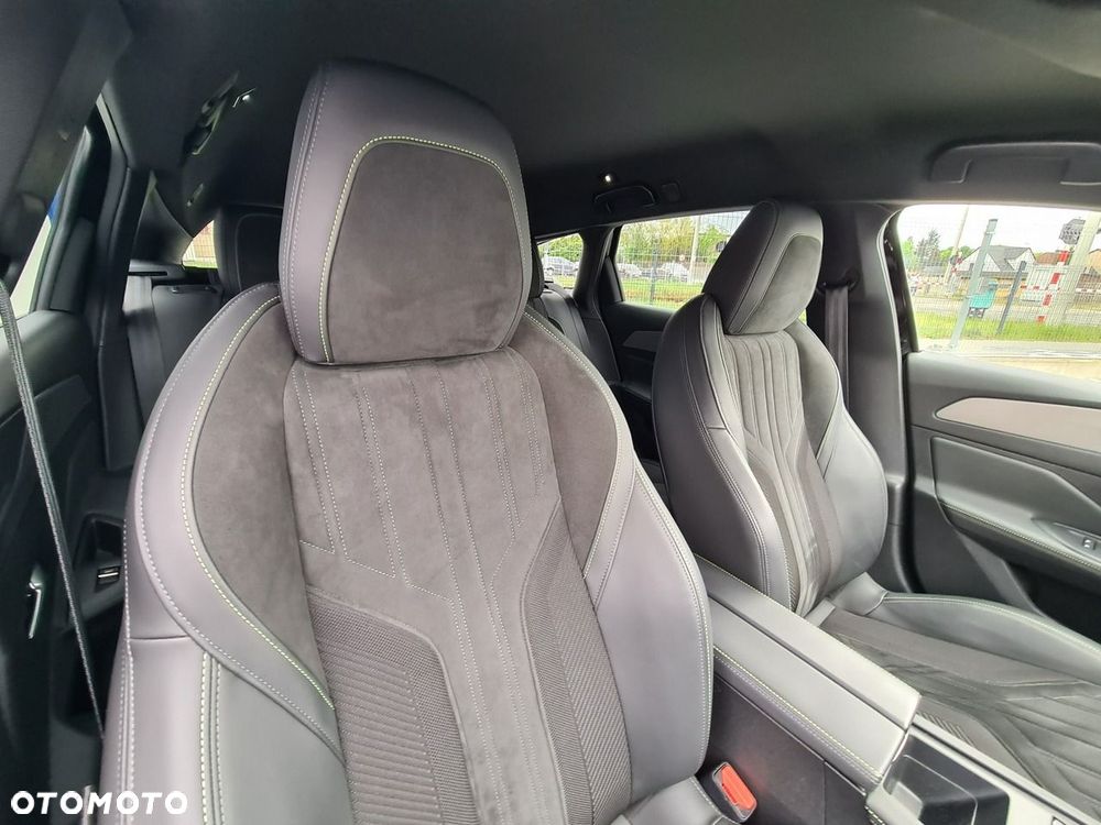 Peugeot 308 1.2 PureTech GT S&S EAT8 - 29