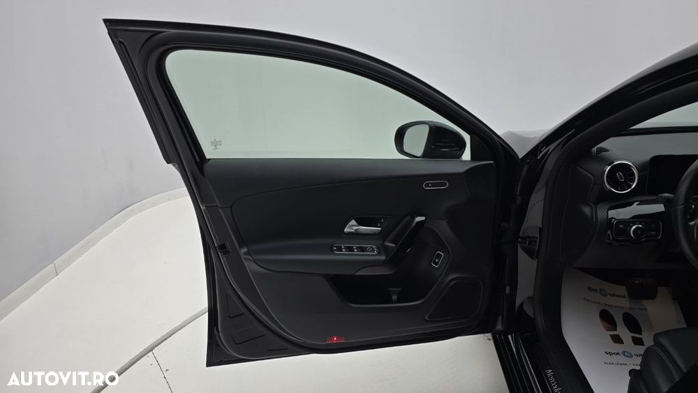 Mercedes-Benz A 200 Sedan 7G-DCT Lim. AMG Line Advanced Plus - 11