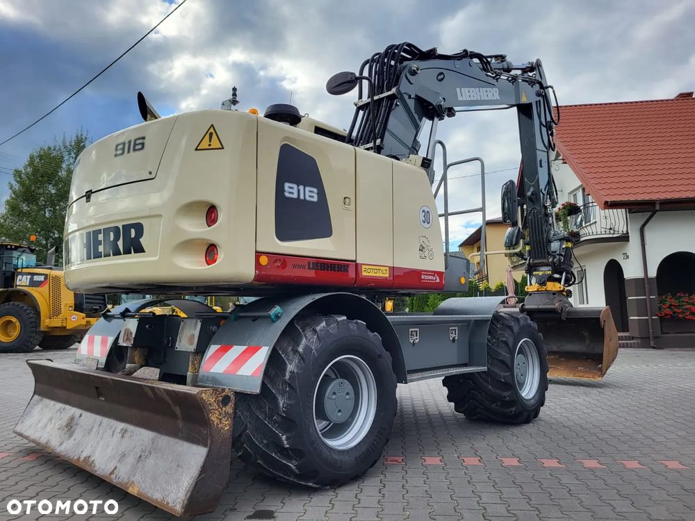Liebherr 916 - 17