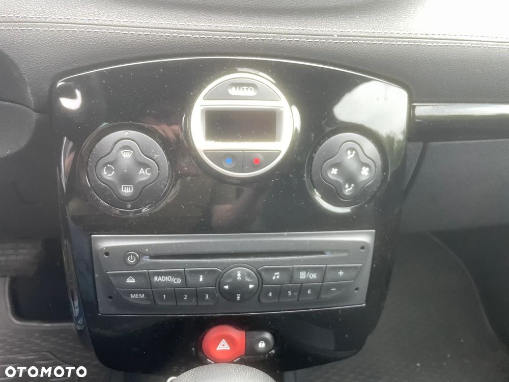 Renault Clio - 10