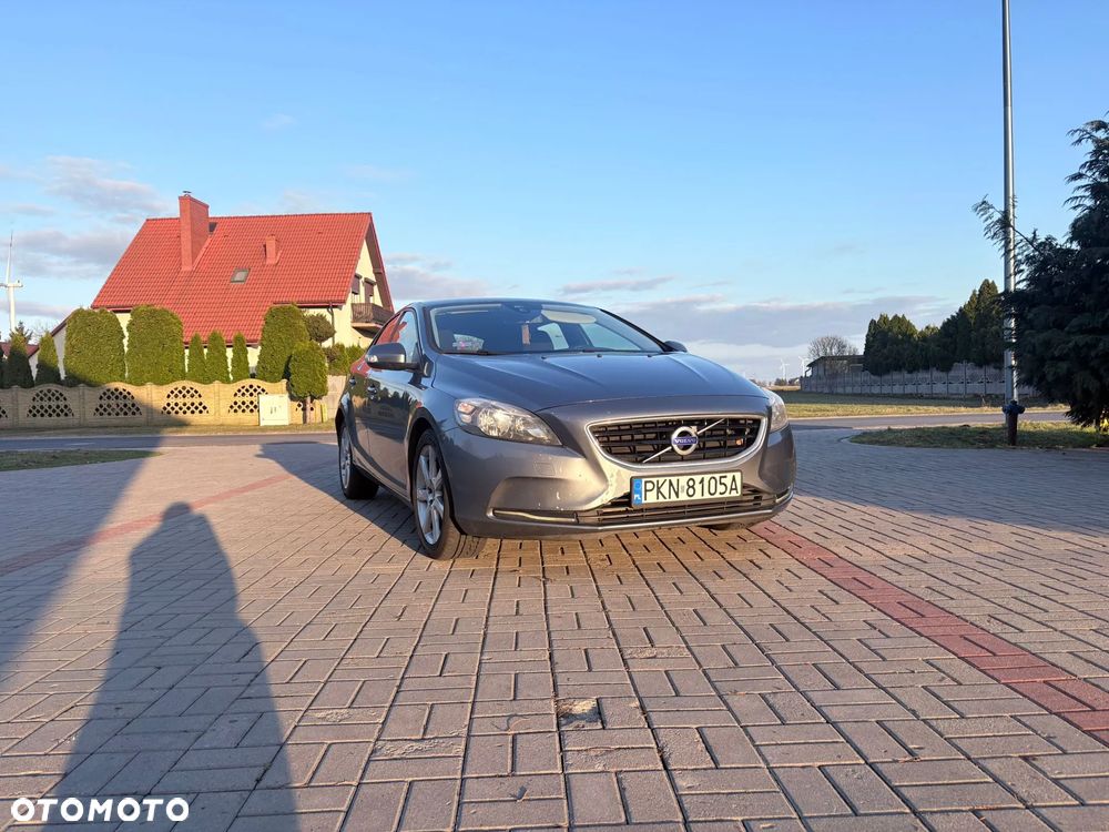 Volvo V40 D4 Drive-E Momentum - 8