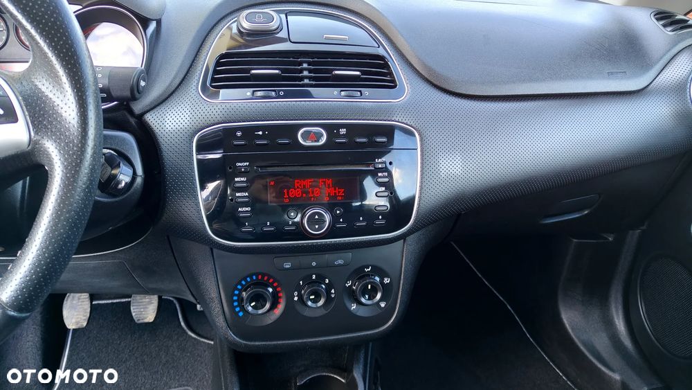 Fiat Punto Evo 1.4 8V Racing - 19