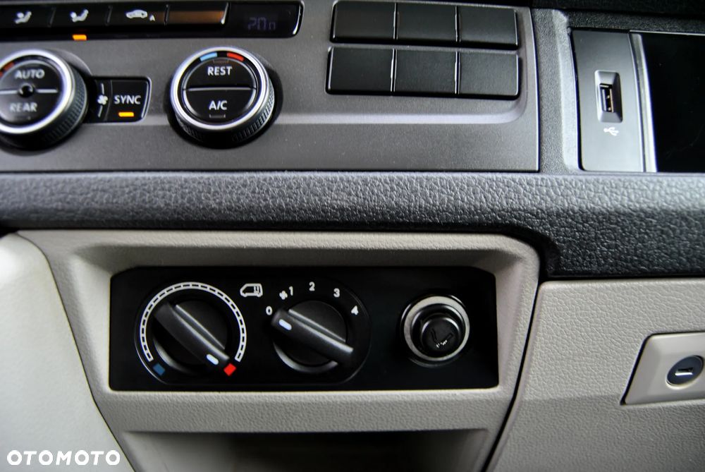 Volkswagen Caravelle L1 Comfortline Mixt - 30