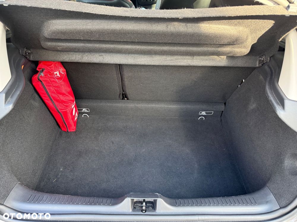 Renault Clio 1.2 16V Life - 11