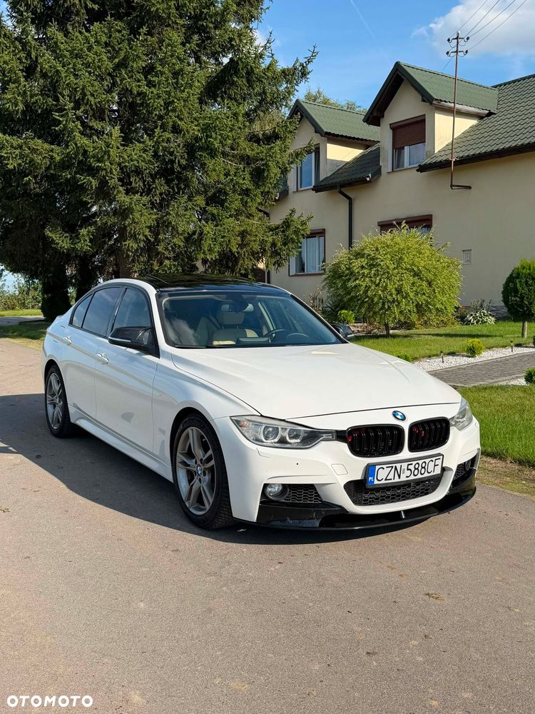 BMW Seria 3 328i - 1