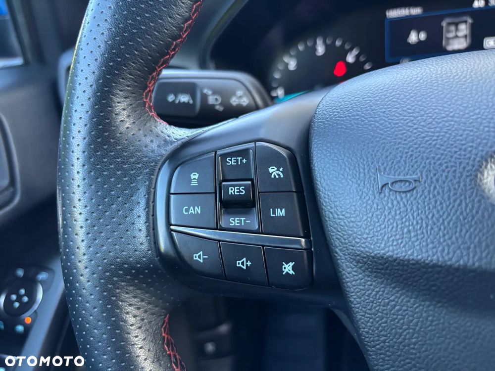 Ford Focus 2.0 EcoBlue ST-Line - 25