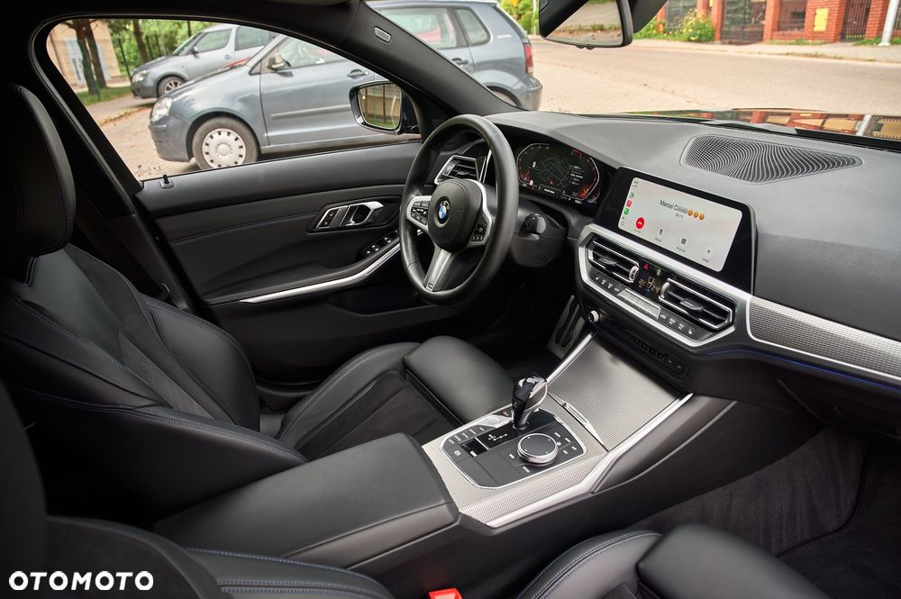 BMW Seria 3 320d xDrive M Sport Shadow - 30