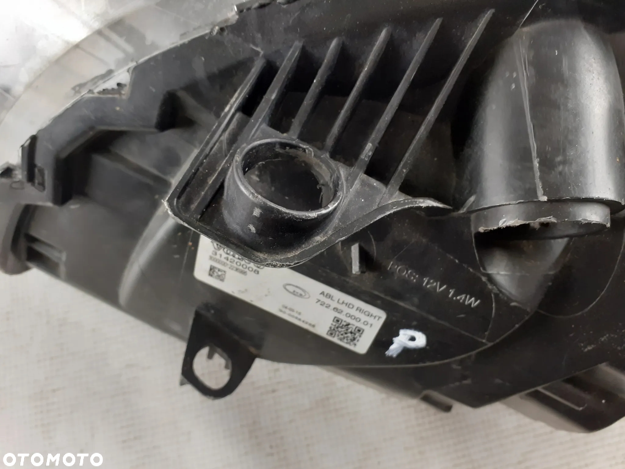 Lampa Volvo V40 II prawa xenon 12-16r EUR 31420008 - 6