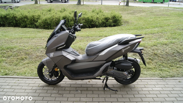 Junak 712