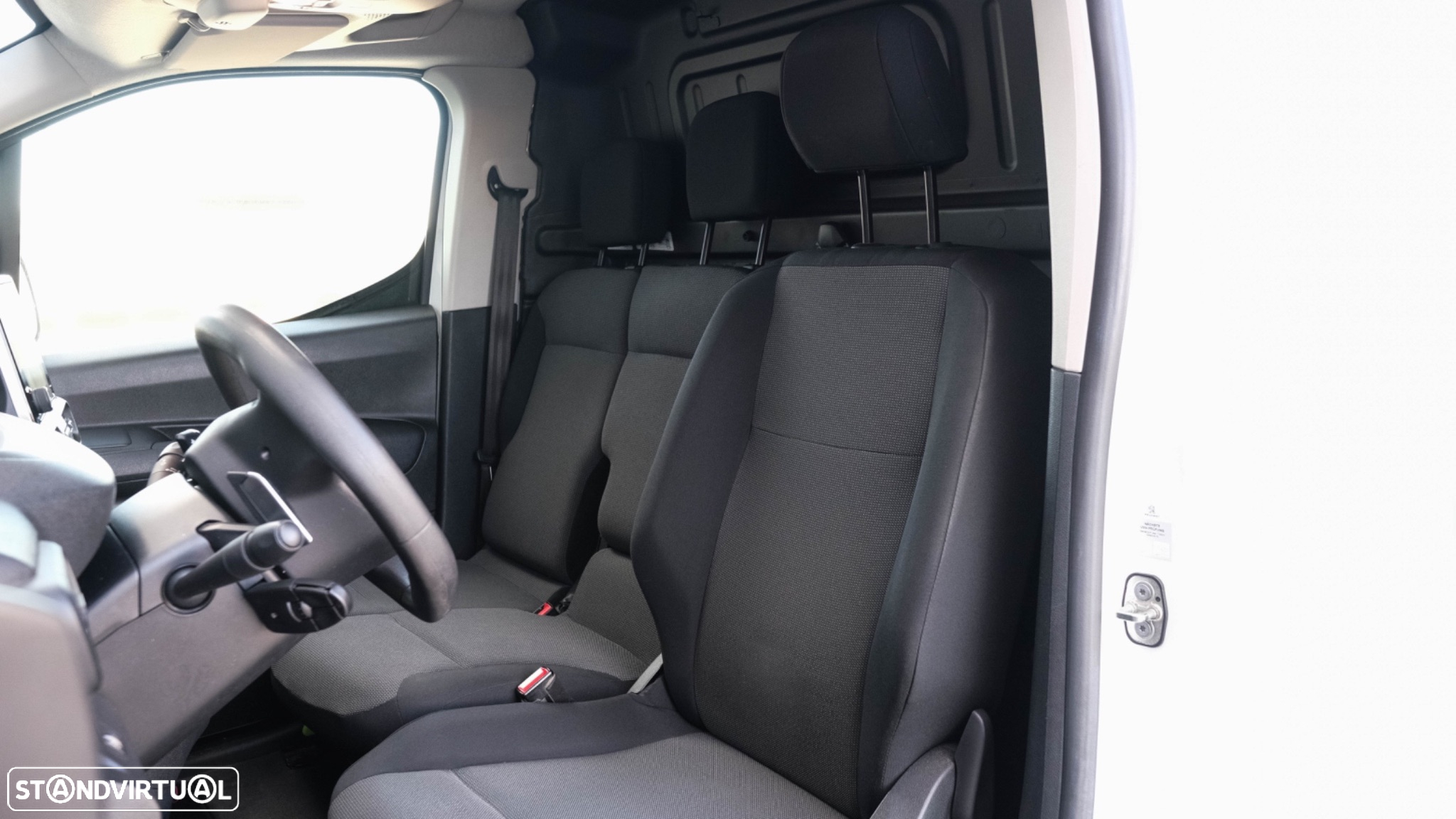 Peugeot Partner L2 caixa automática 130cv - 24