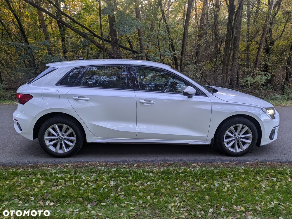 Audi A3 Sportback - 12