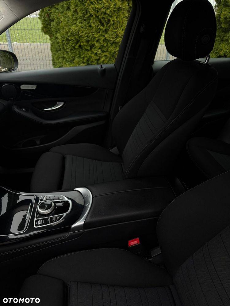 Mercedes-Benz GLC 220 d 4Matic 9G-TRONIC - 18