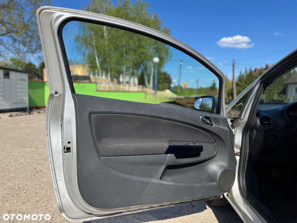 Opel Corsa - 9
