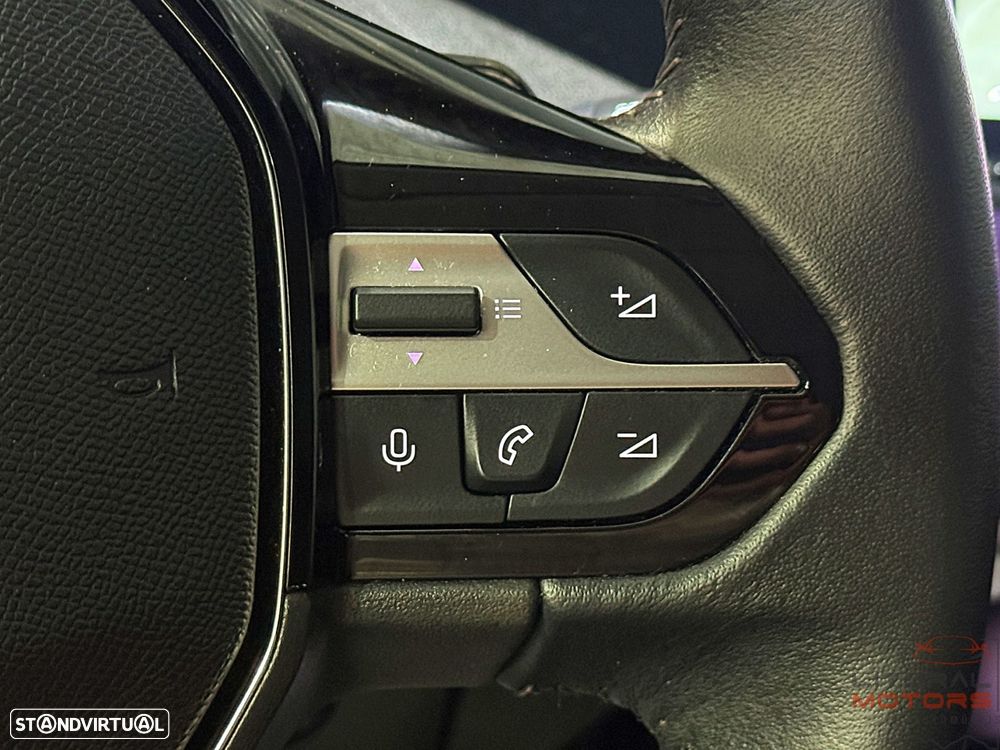 Peugeot 308 SW 1.2 PureTech Allure Pack EAT8 - 22