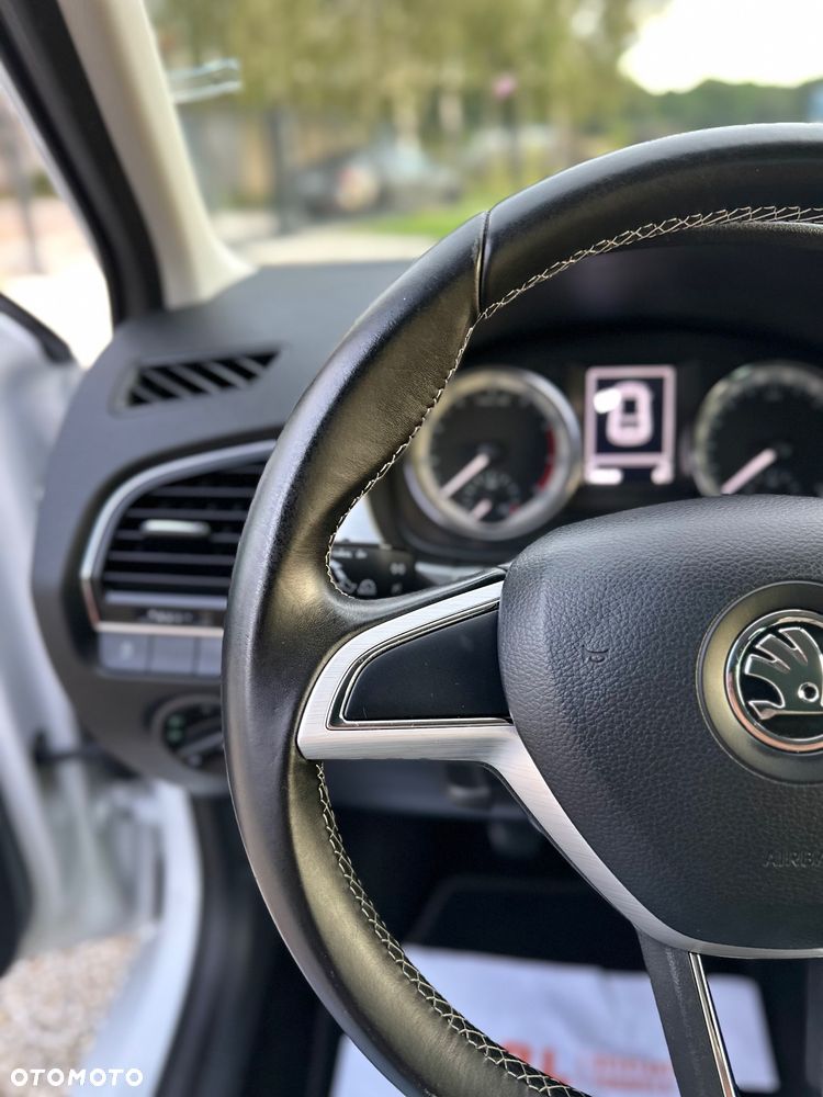 Skoda Fabia 1.0 MPI Edition - 17