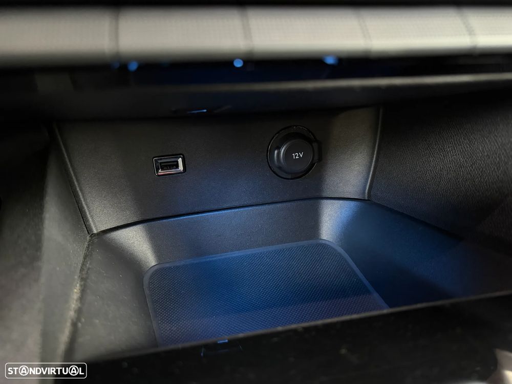 Peugeot 3008 1.6 BlueHDi Allure EAT6 - 42