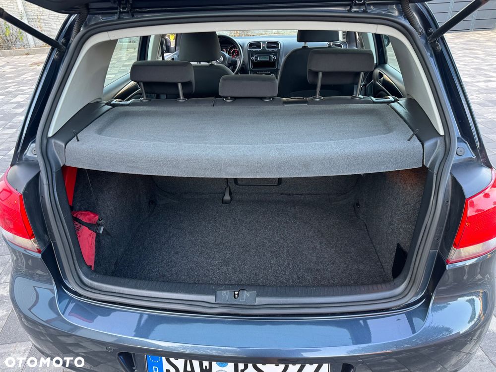 Volkswagen Golf - 11