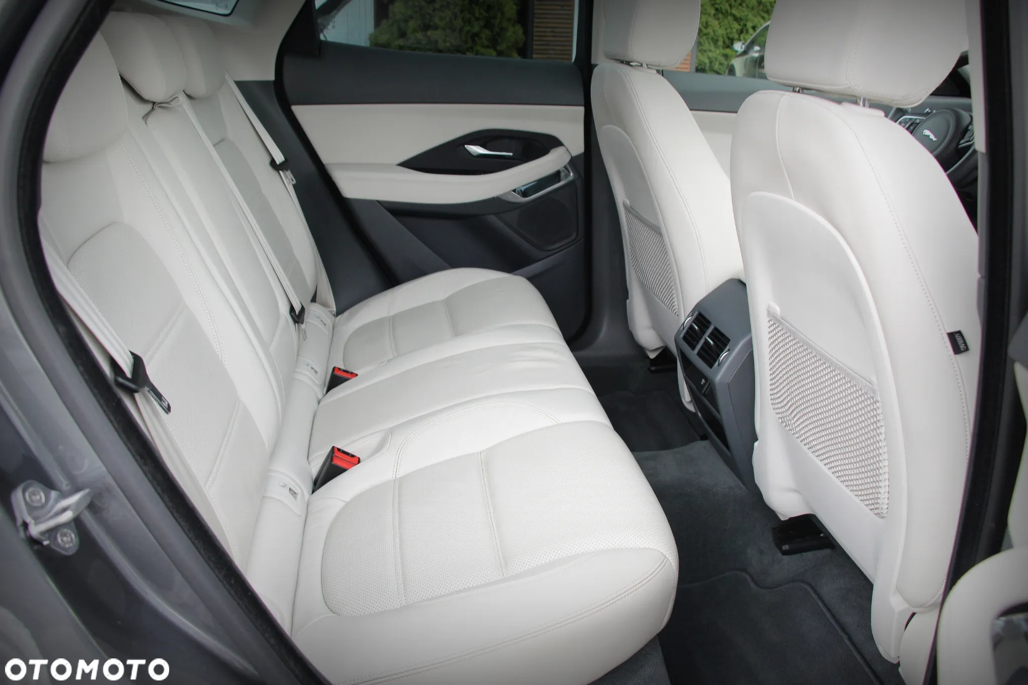 Jaguar E-Pace 2.0 i4P AWD S - 19