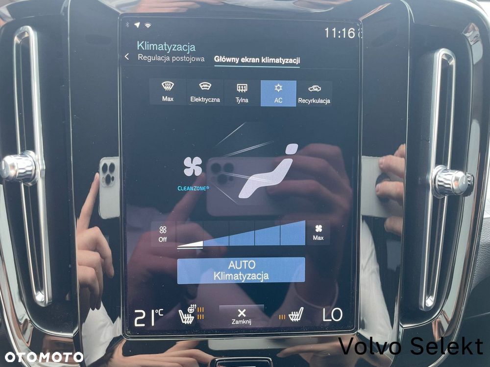 Volvo XC 40 - 24