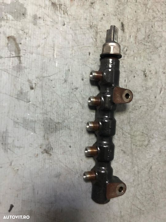 Rampa injectoare 1.6 hdi  peugeot 206 207 307 1007 citroen c2 c3 50 - 3