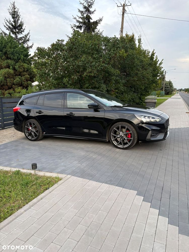 Ford Focus - 4