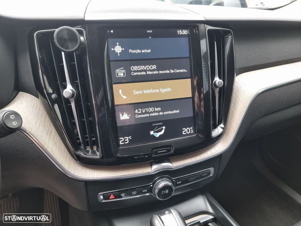 Volvo XC 60 2.0 D4 Inscription Geartronic - 25