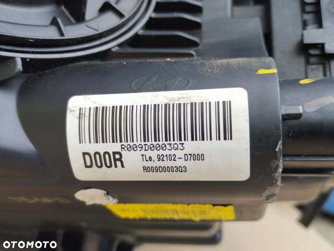Lampa prawa Hyundai Tucson III 3 2015-^ 92102-D7000 - 5