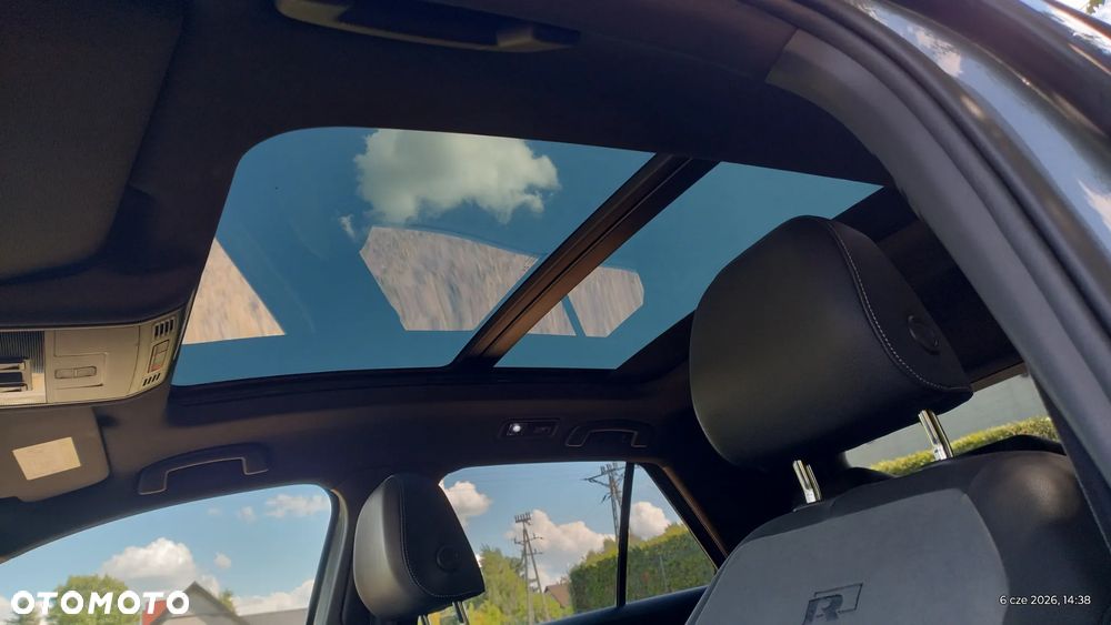 Volkswagen T-Roc 1.5 TSI R-Line - 11