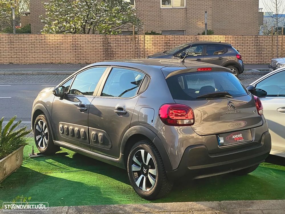Citroën C3 Pure Tech S&S Live - 4