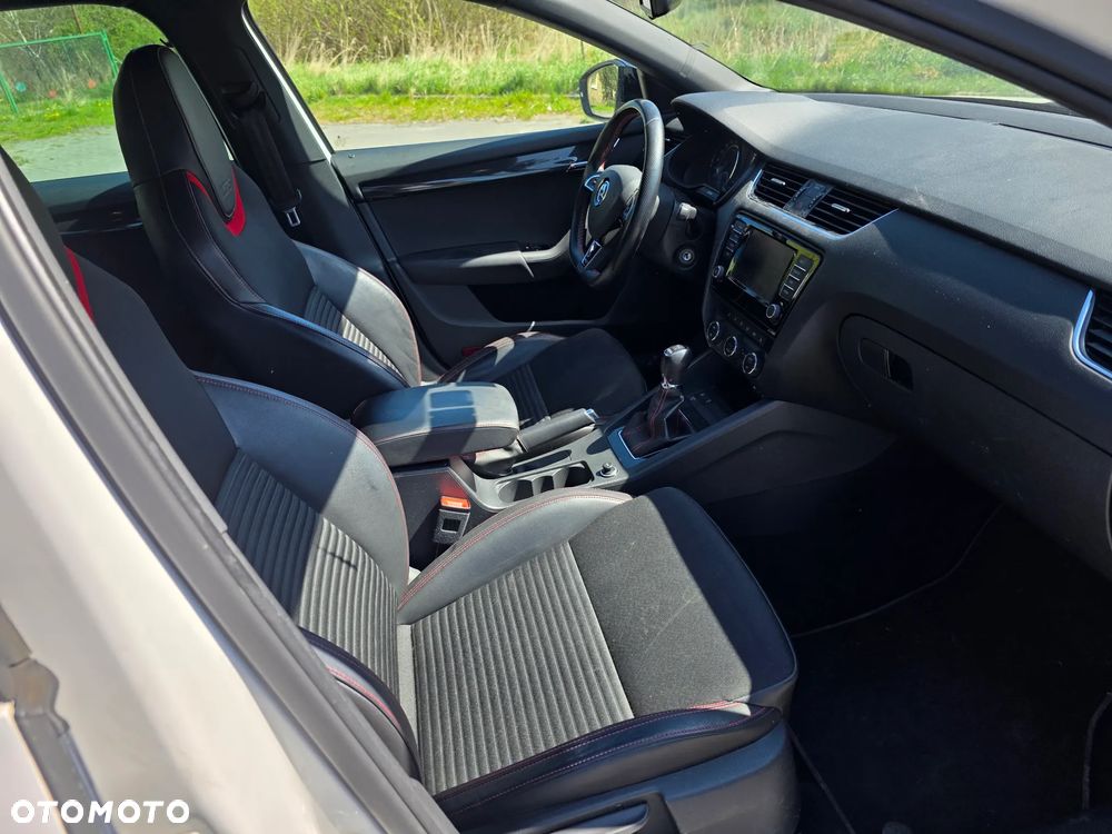 Skoda Octavia 2.0 TDI RS - 9