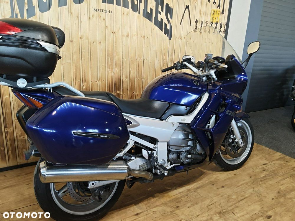 Yamaha FJR - 4