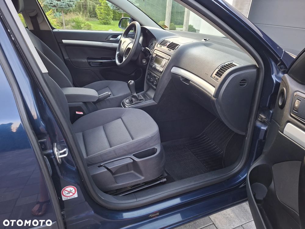 Skoda Octavia 1.6 FSI Classic - 16
