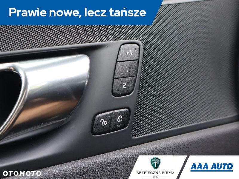 Volvo XC 60 - 23