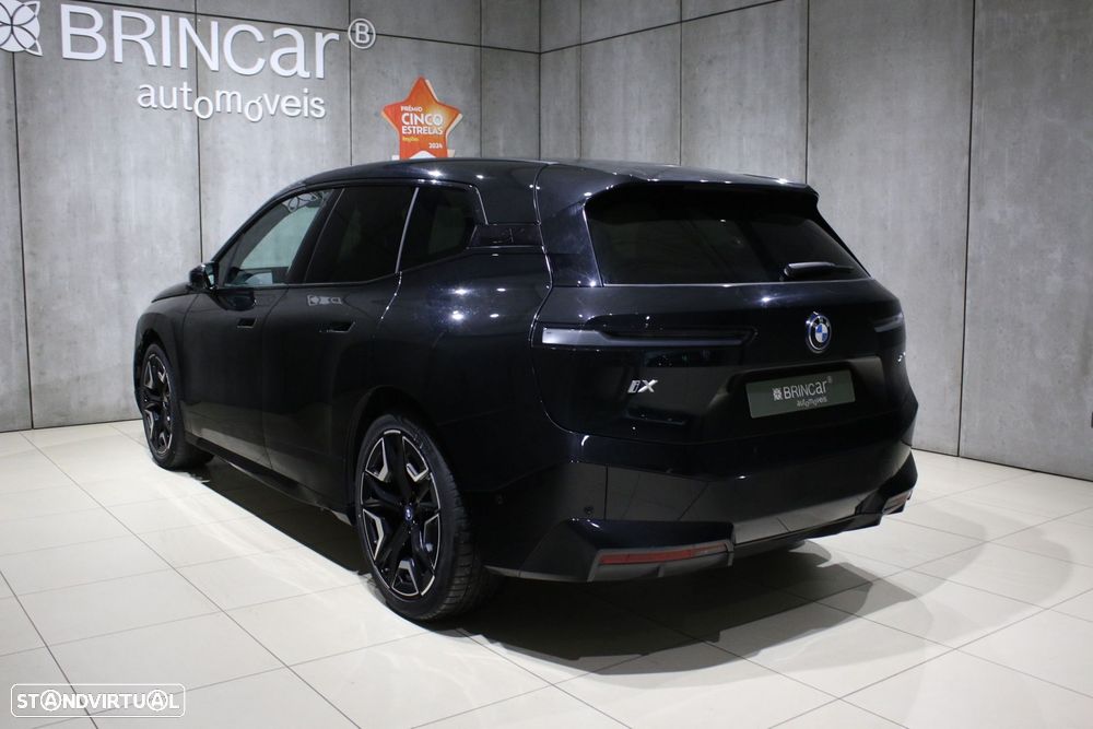 BMW iX xDrive 40 Pack Desportivo - 15