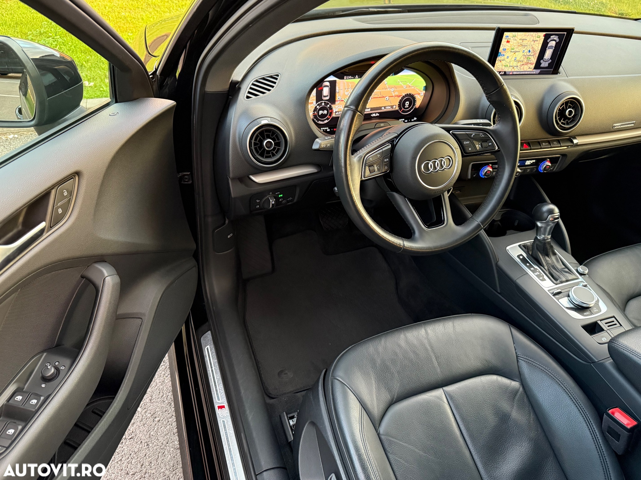 Audi A3 35 TDI Sportback S tronic S line - 4