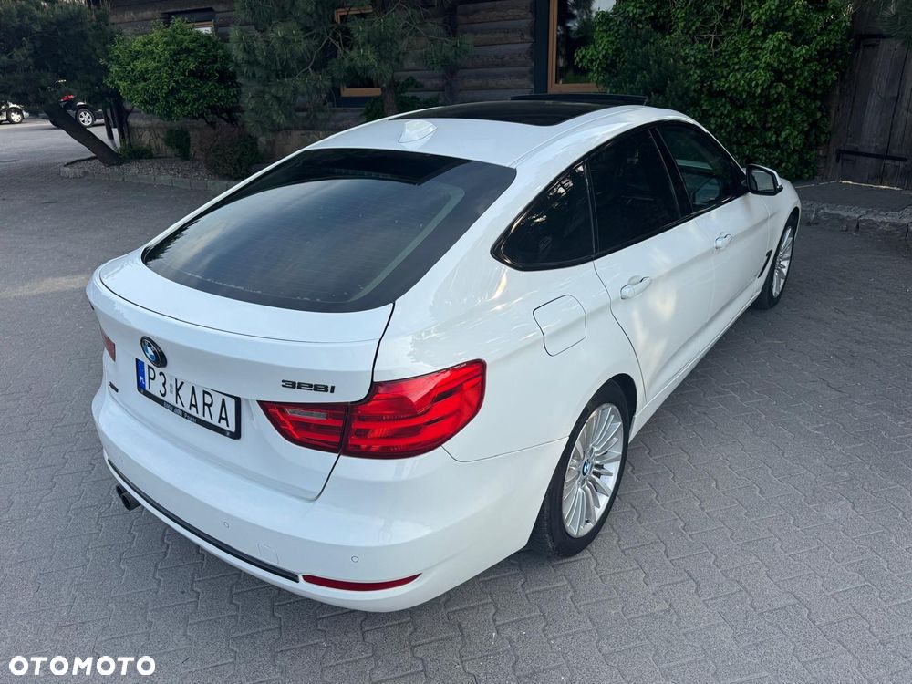 BMW 3GT 328i xDrive - 5