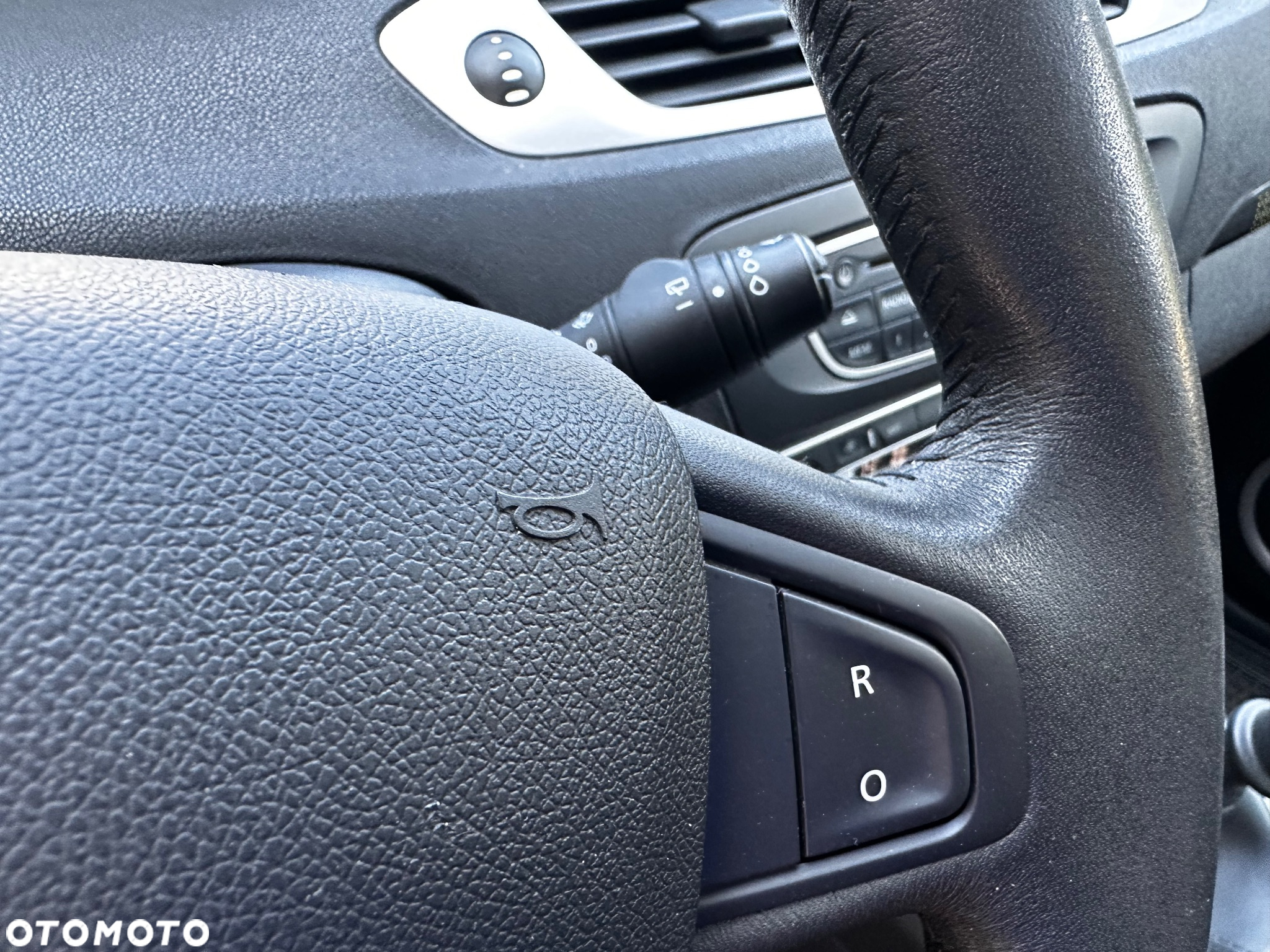 Renault Scenic dCi 110 FAP Dynamique - 19